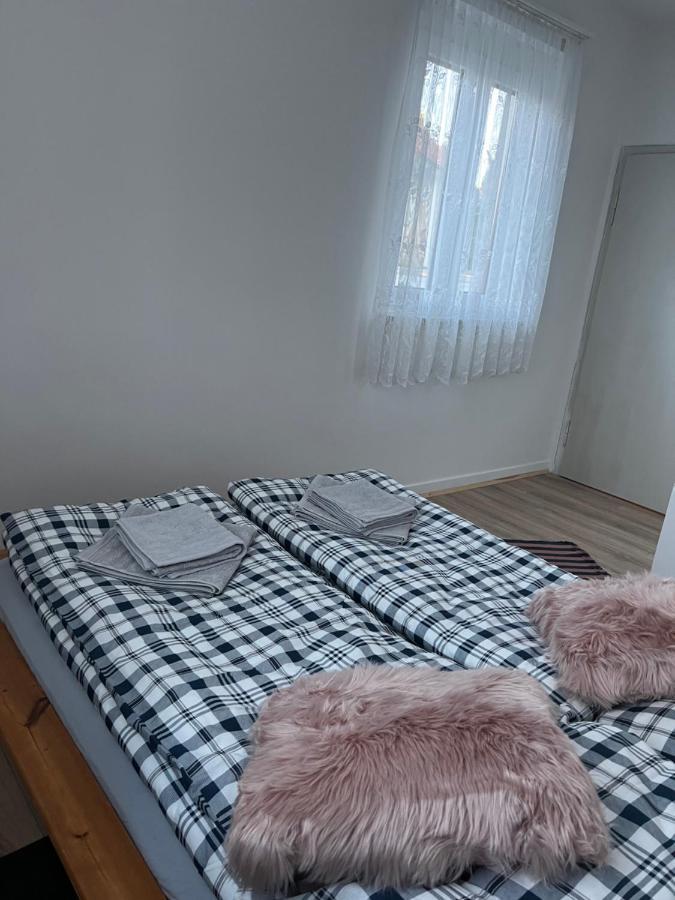 Hotel Hirsch Fluorn-Winzeln Екстериор снимка