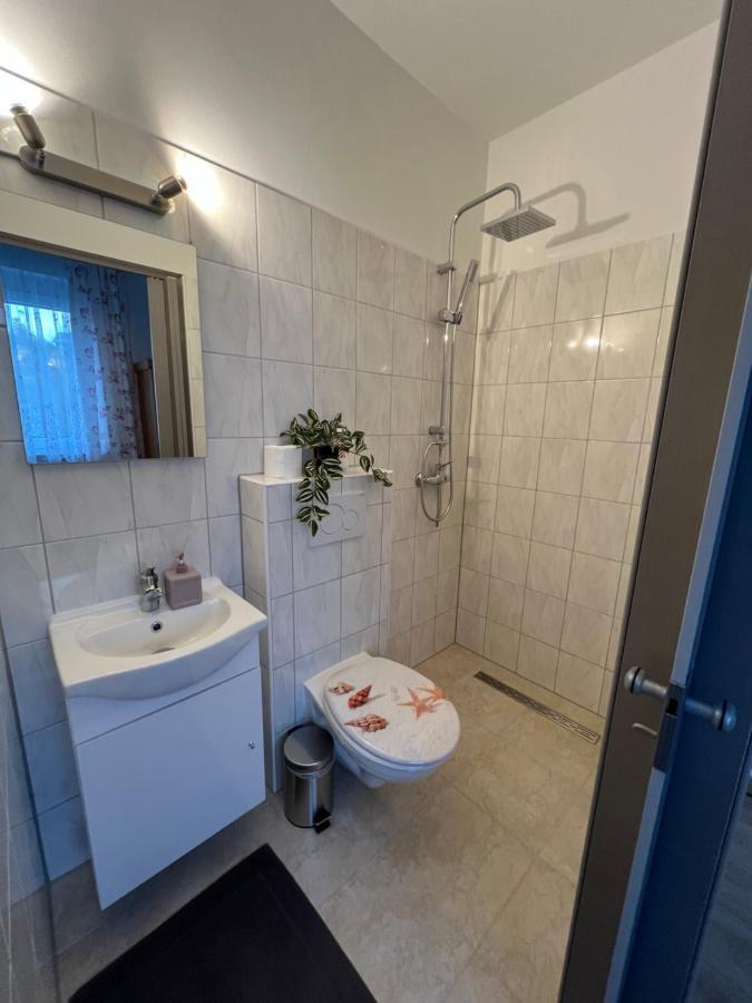Hotel Hirsch Fluorn-Winzeln Екстериор снимка
